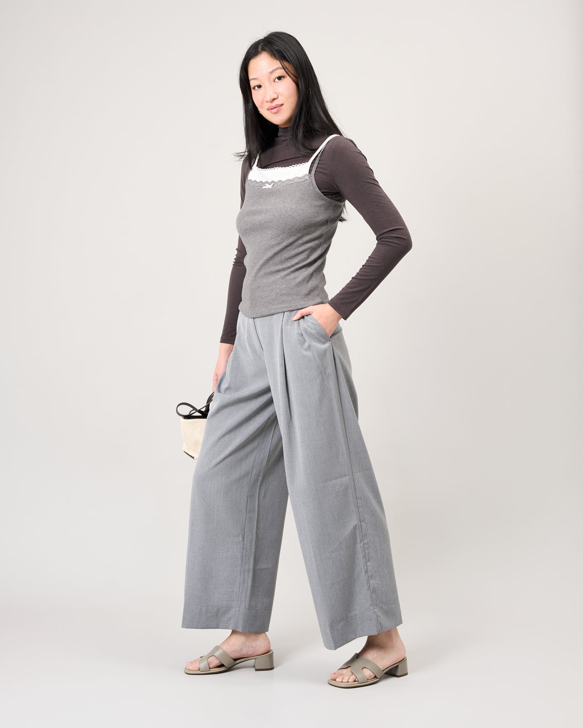 #color_grey