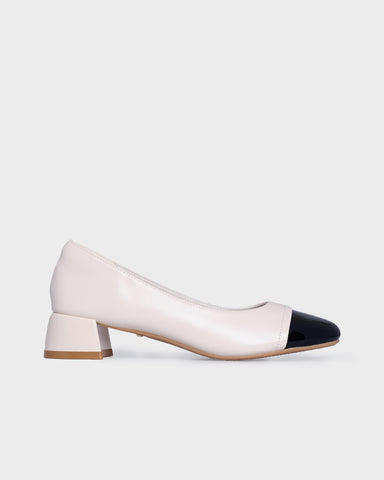 Selene Pumps