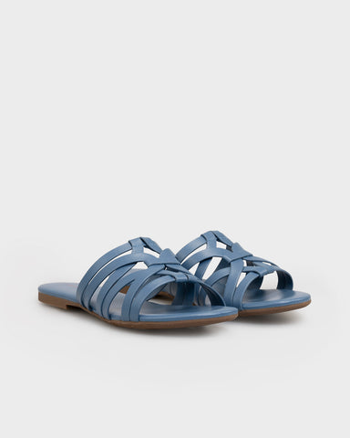 Yvonna Sandals