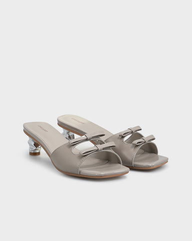 Zora Sandals